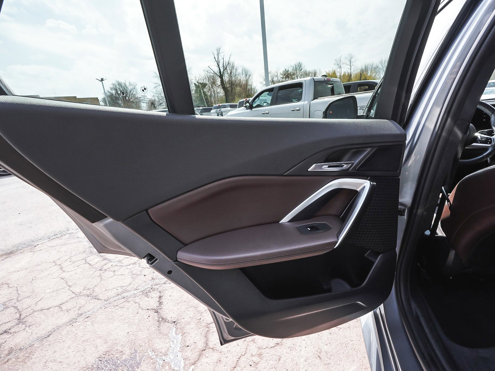 Used 2025 BMW X2 xDrive28i image 12