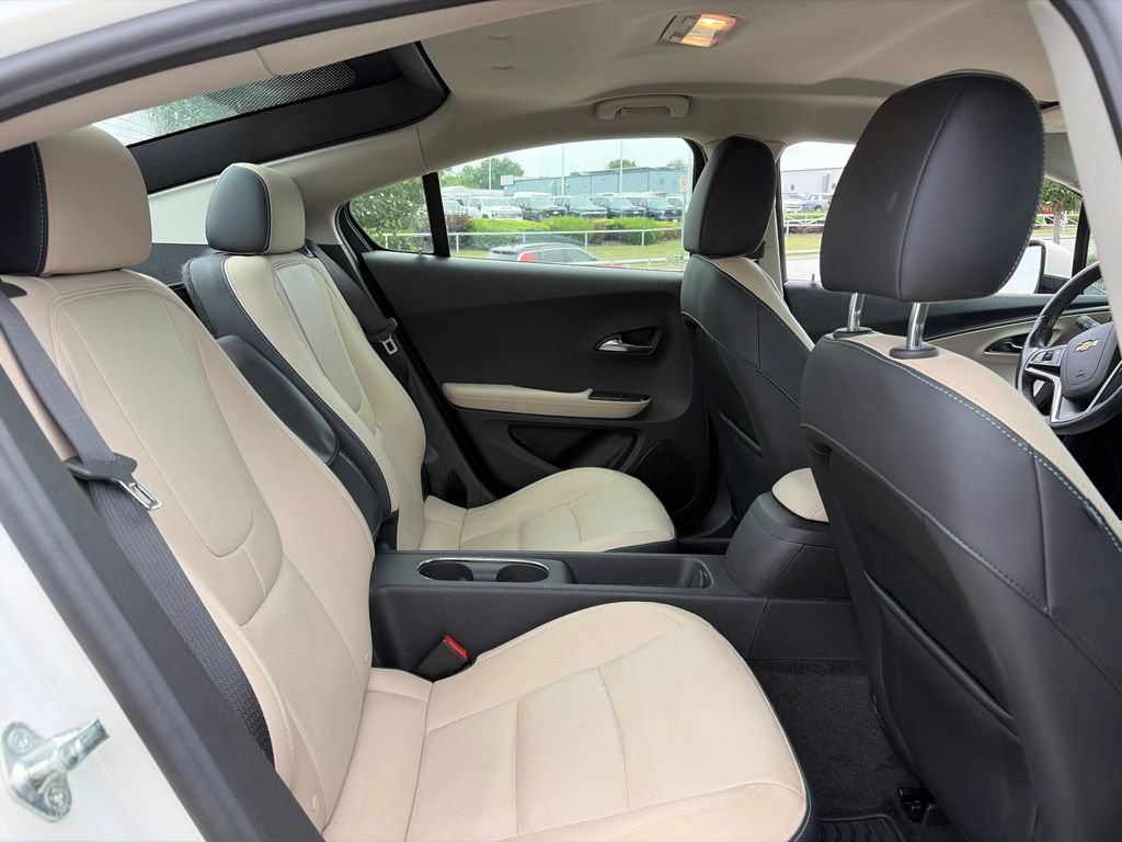 Used 2012 Chevrolet Volt Premium w/ Premium Trim Package FWD image 30