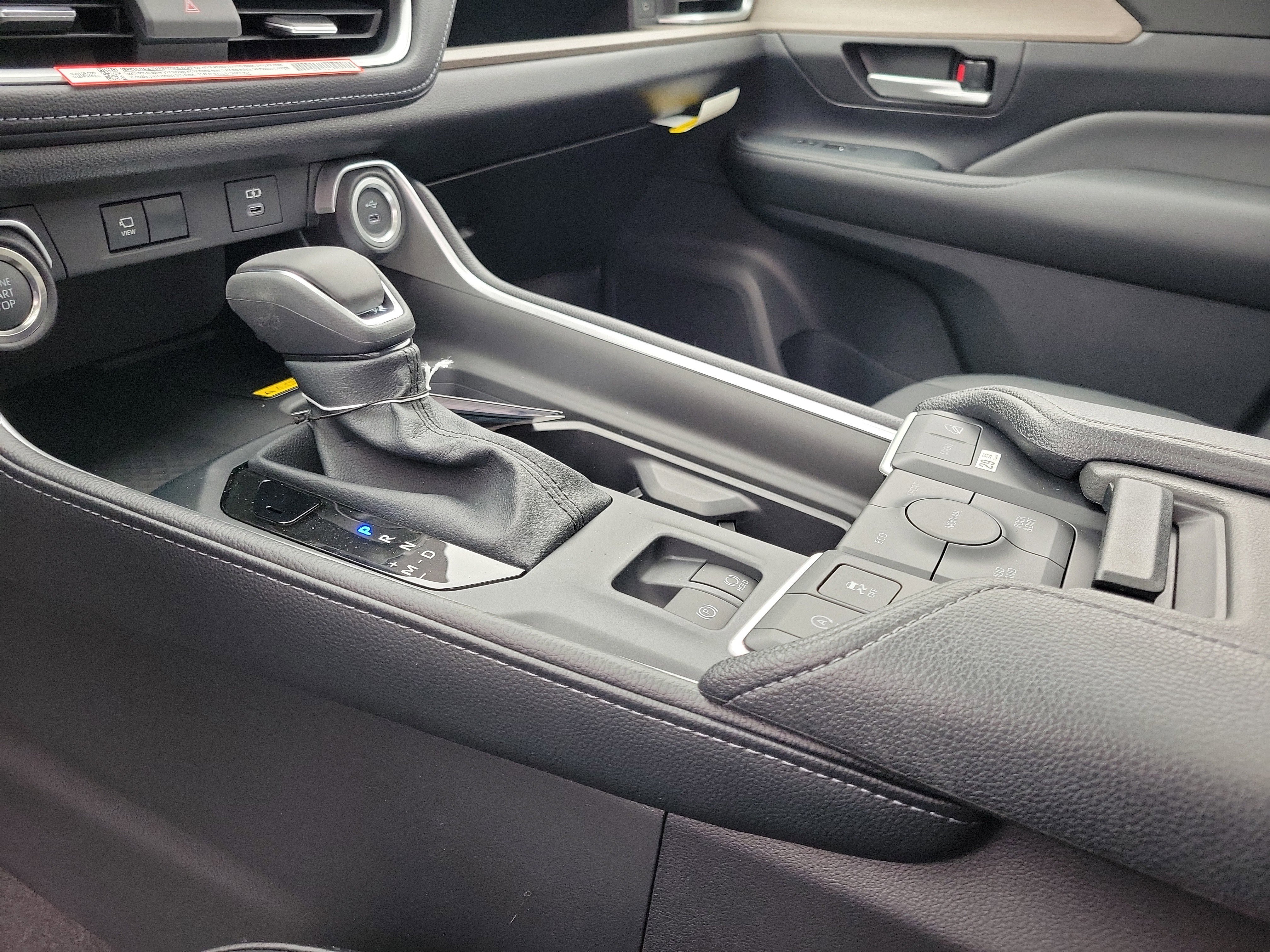 New 2026 Toyota Grand Highlander Limited image 12