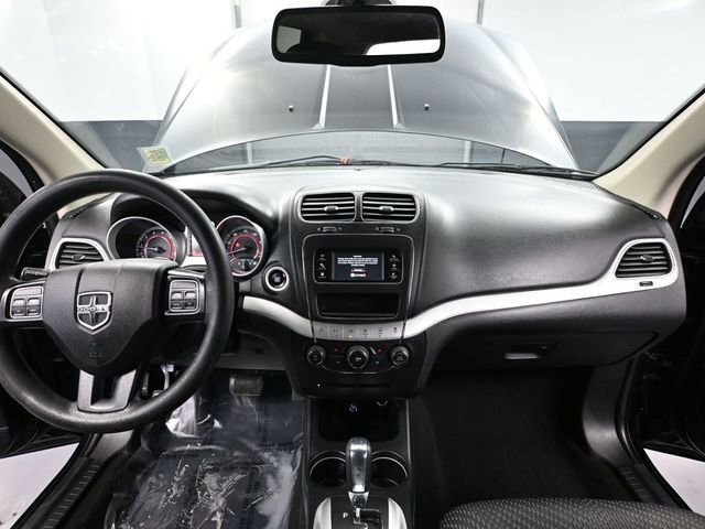 Used 2019 Dodge Journey SE image 21