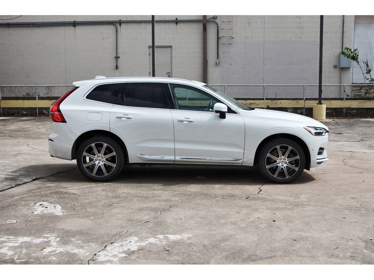 Used 2020 Volvo XC60 T6 Inscription AWD/4WD image 8
