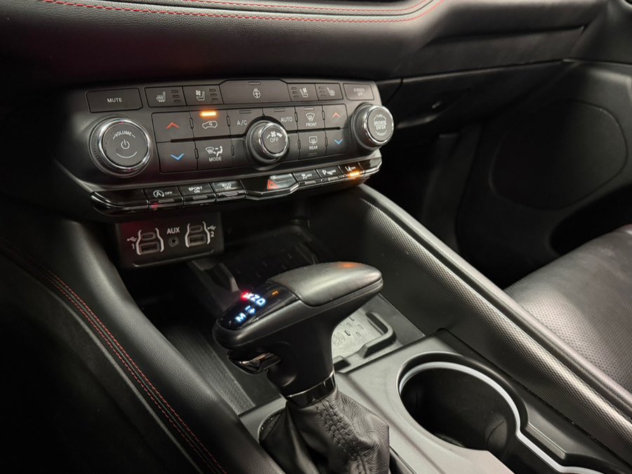 Used 2025 Dodge Durango GT AWD/4WD image 58
