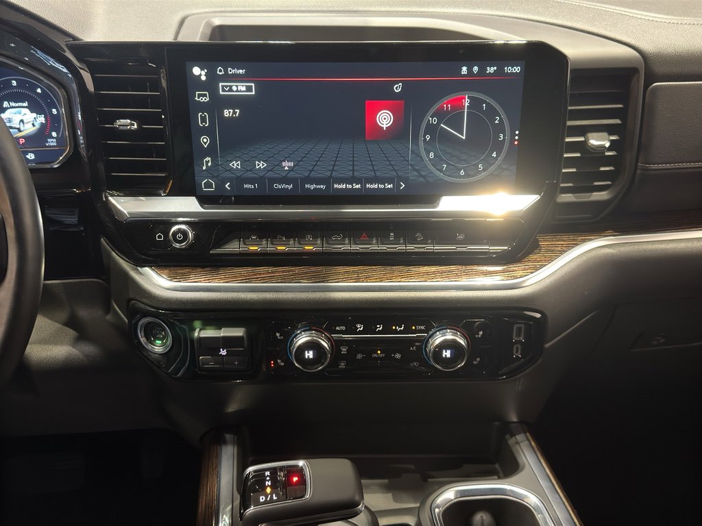 Used 2024 GMC Sierra 1500 Elevation w/ Elevation Premium Package image 30