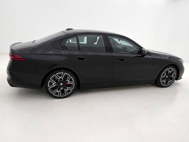 New 2027 BMW i5 xDrive40 AWD/4WD image 4