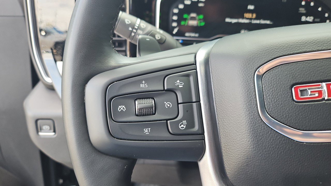 Used 2024 GMC Sierra 1500 SLT w/ SLT Premium Plus Package AWD/4WD image 18