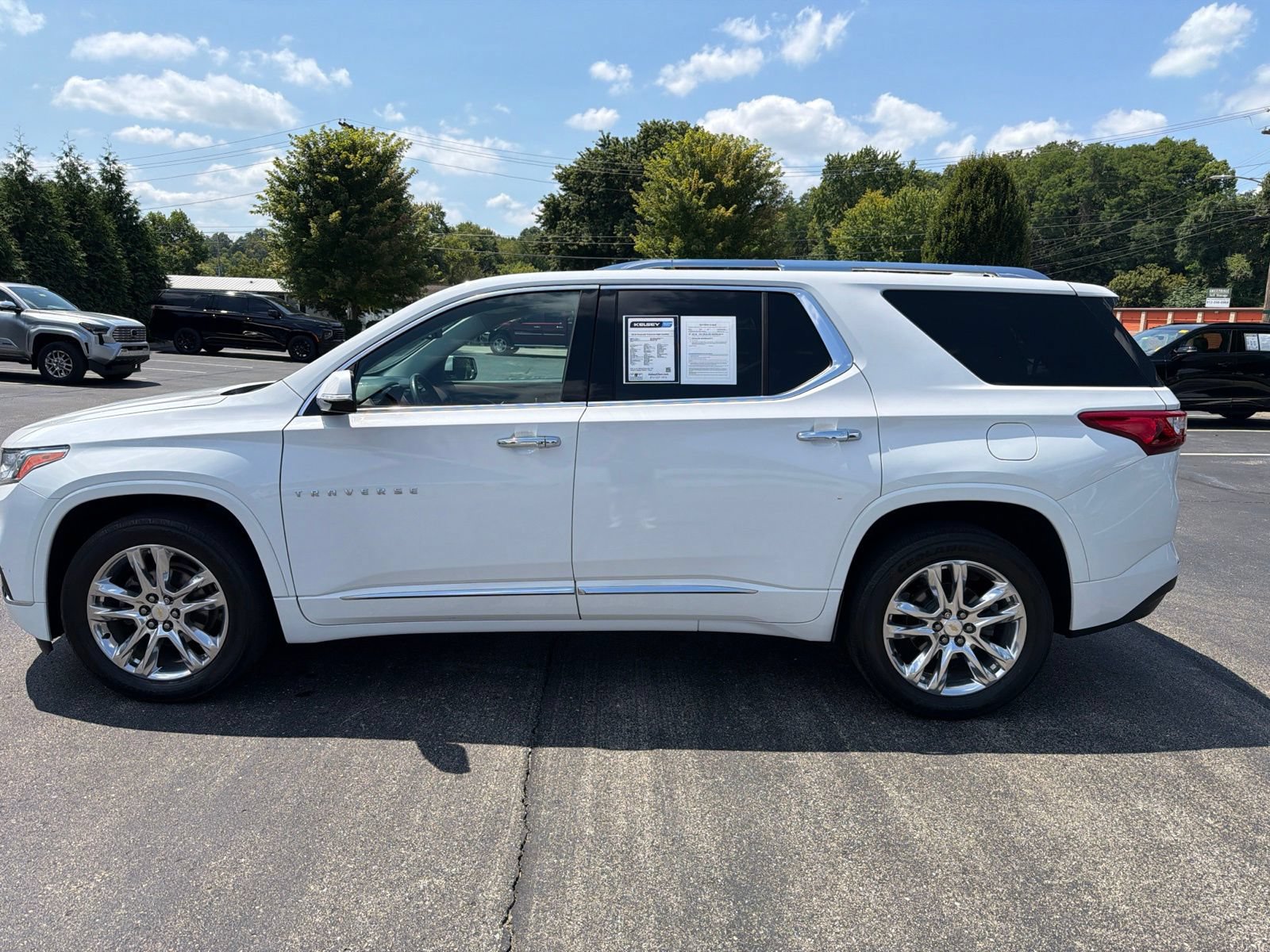 Used 2018 Chevrolet Traverse High Country w/ LPO, Floor Liner Package AWD/4WD image 2