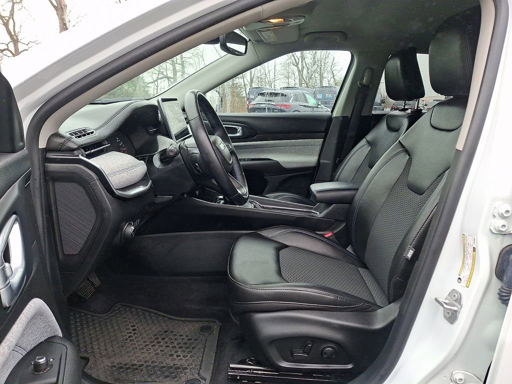 Used 2022 Jeep Compass Latitude w/ Convenience Group image 15