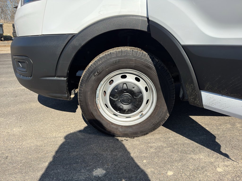 Used 2023 Ford Transit 150 Medium Roof image 12