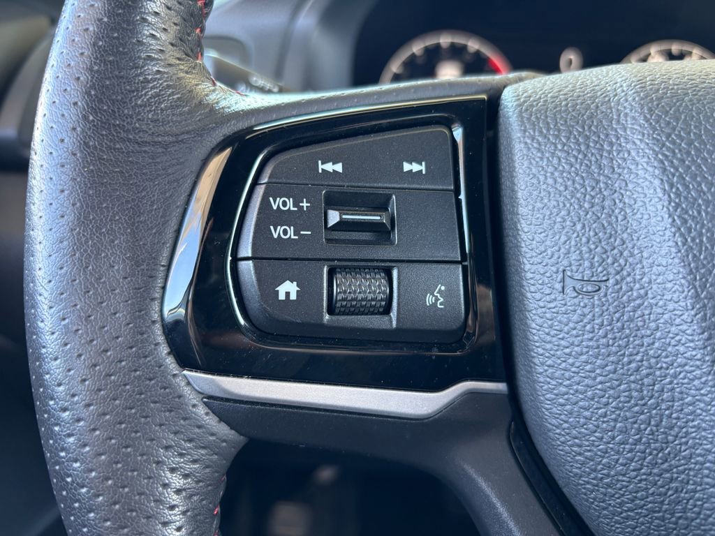 Used 2025 Honda Ridgeline Black Edition image 11