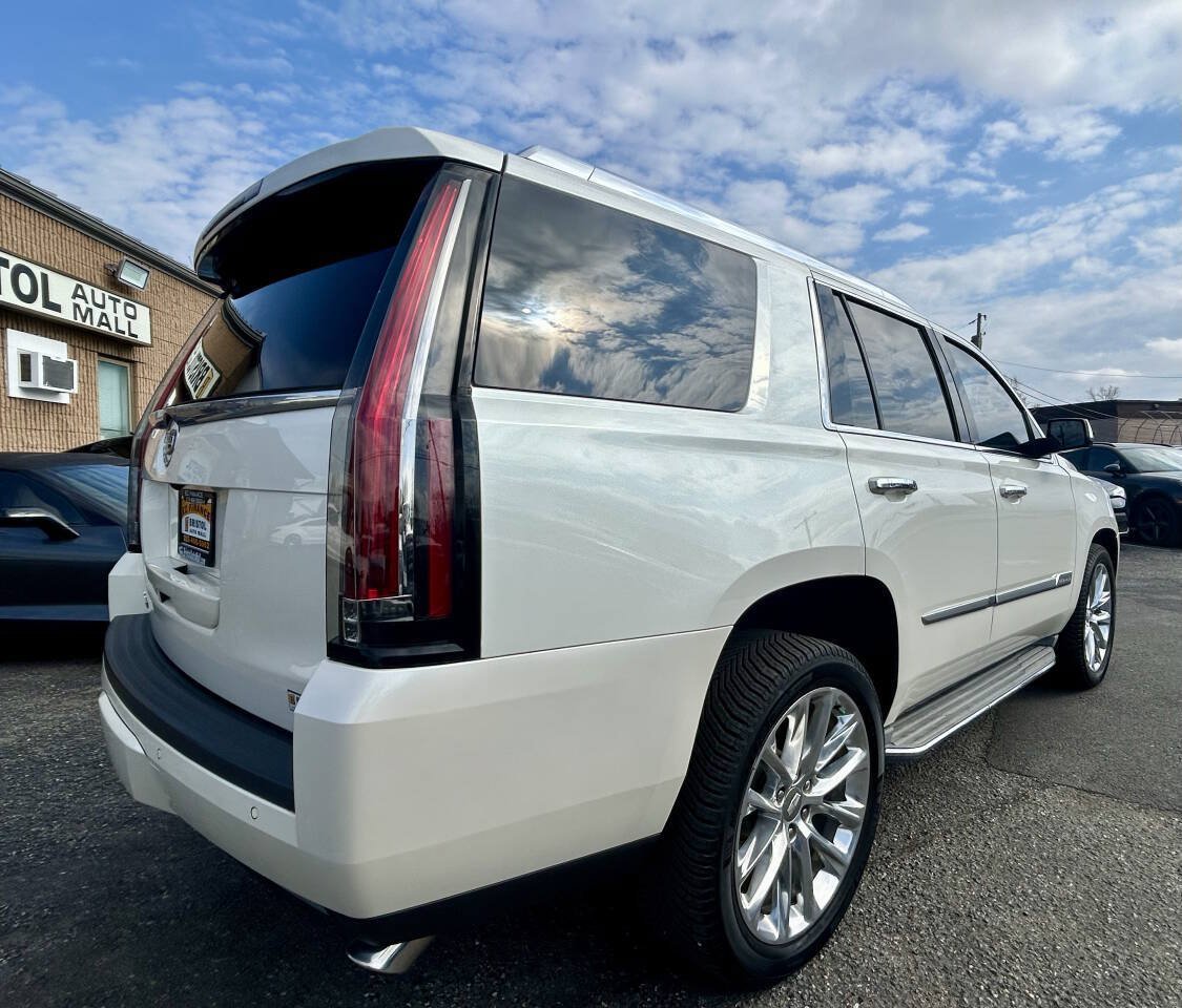 Used 2015 Cadillac Escalade Luxury AWD/4WD image 3