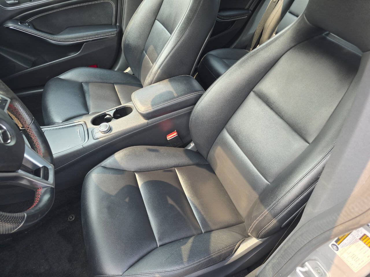 Used 2014 Mercedes-Benz CLA 250 w/ Multimedia Package image 12