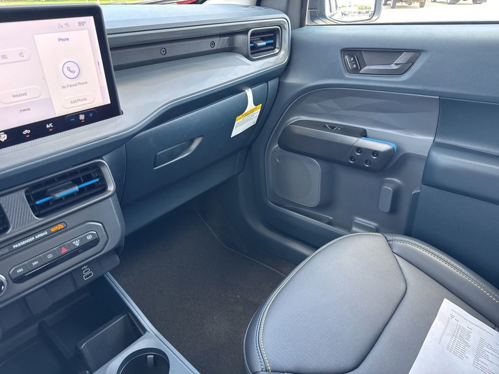 New 2025 Ford Maverick Lobo image 32