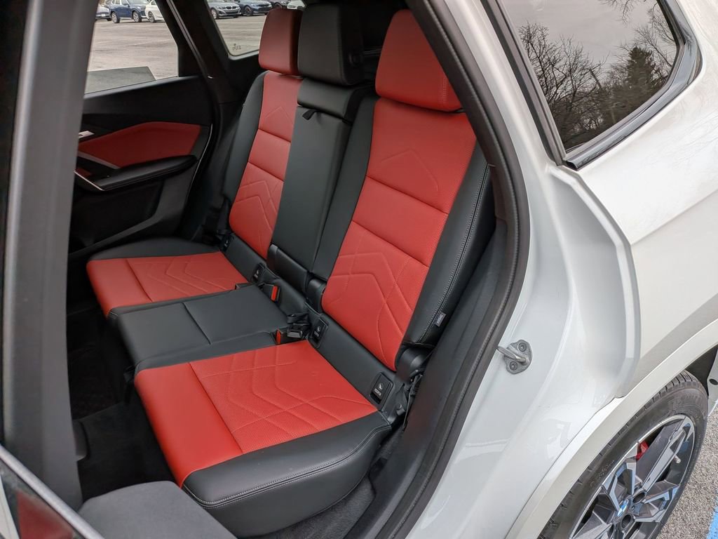 Used 2024 BMW X1 M35i w/ Premium Package image 19