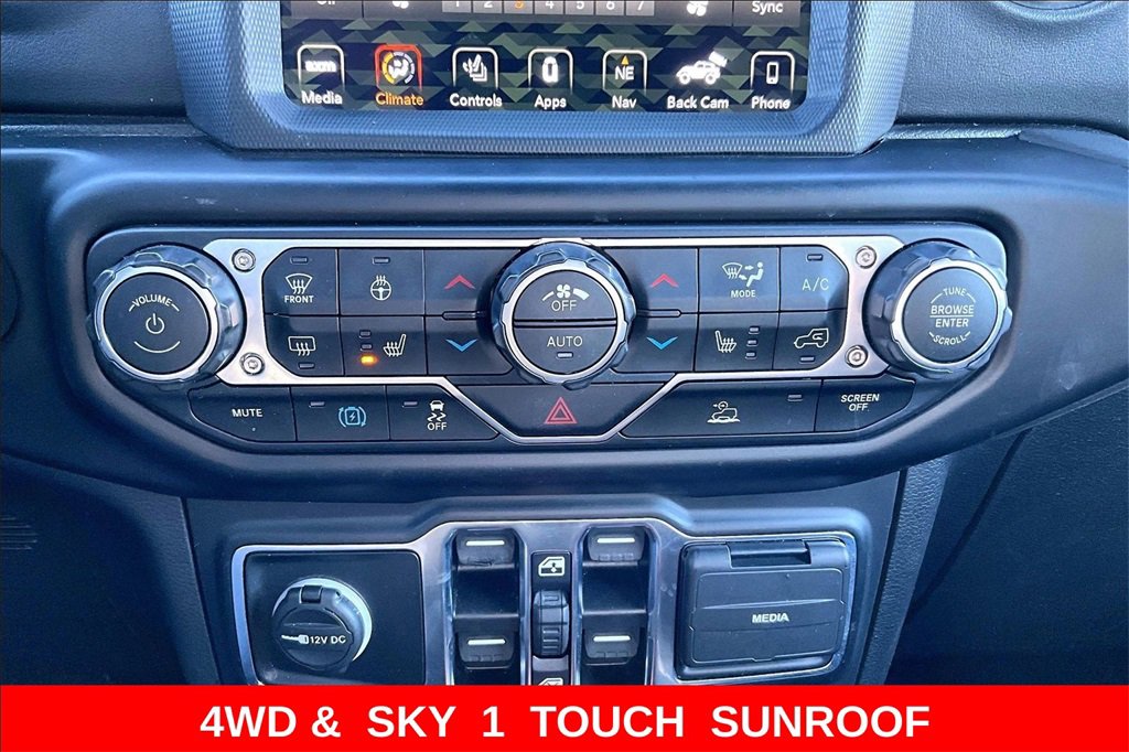 Used 2021 Jeep Wrangler Unlimited Sahara w/ Cold Weather Group image 14