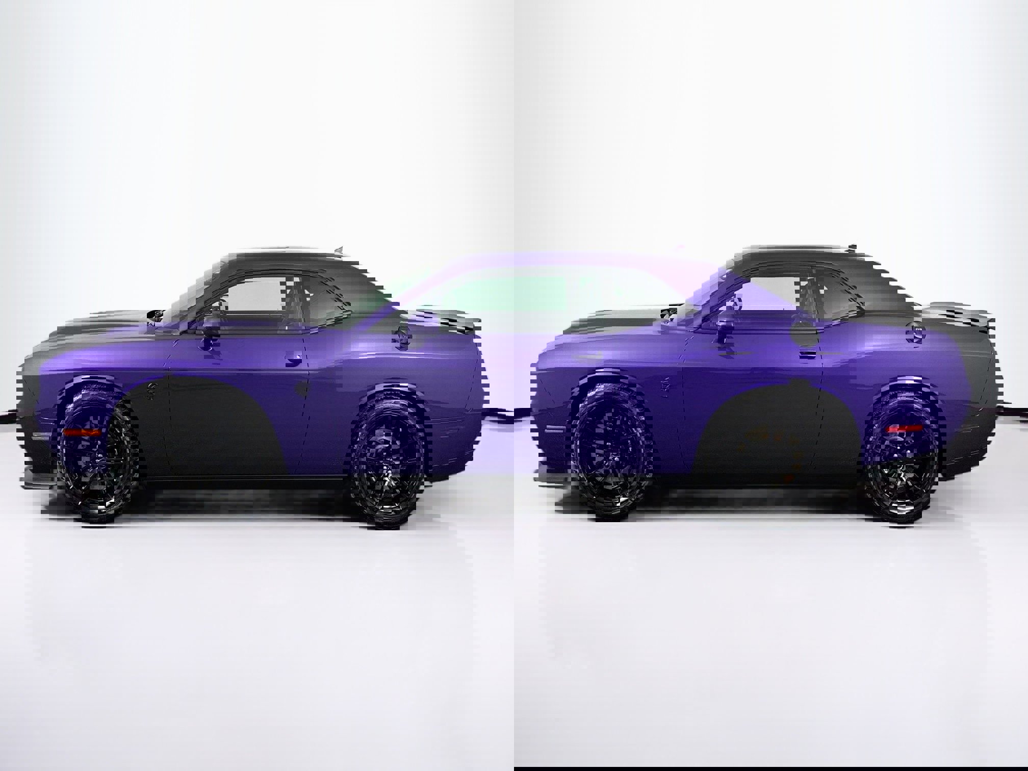 Used 2023 Dodge Challenger SRT Hellcat w/ Driver Convenience Group image 7