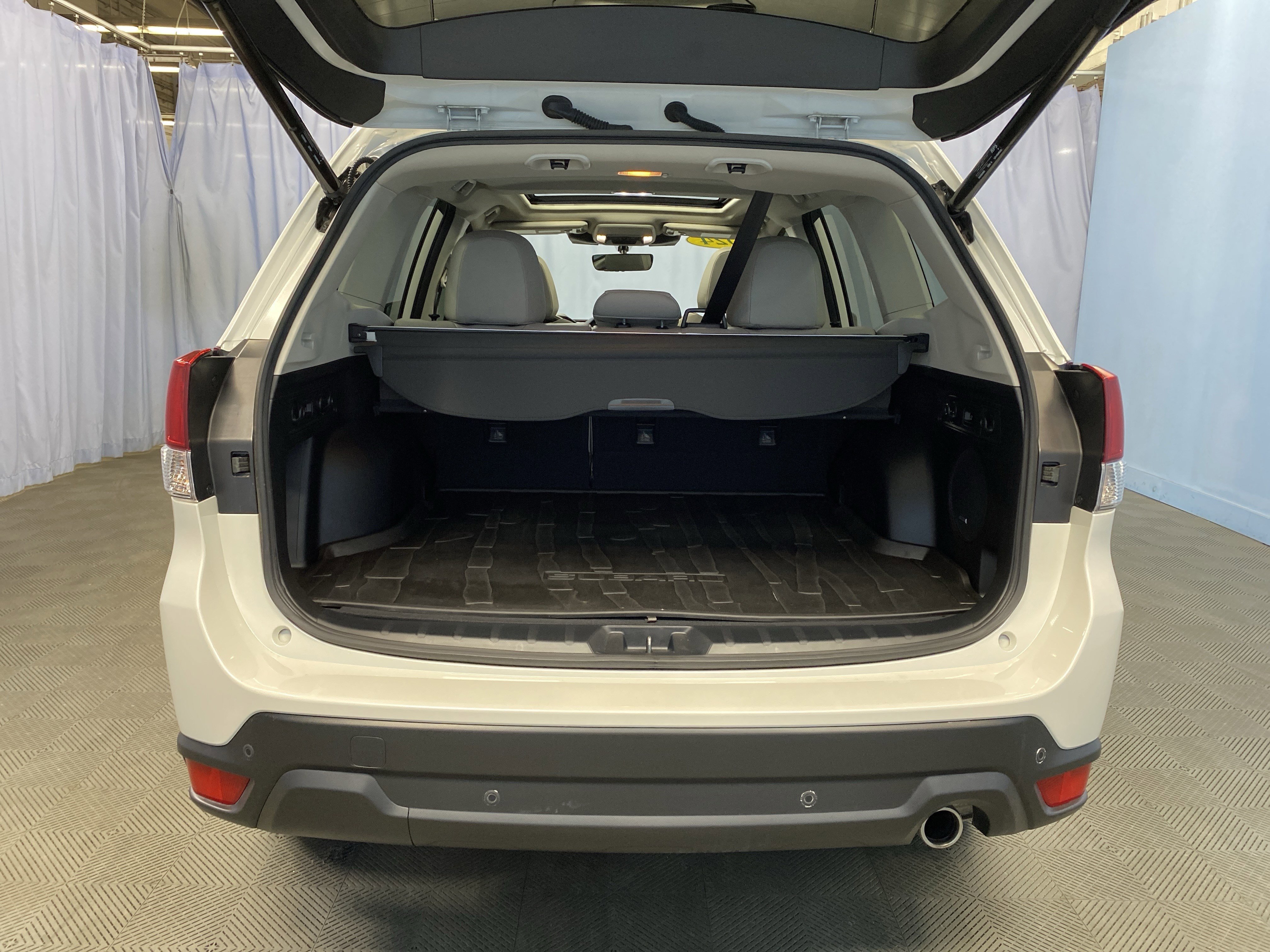 Used 2024 Subaru Forester Limited image 30