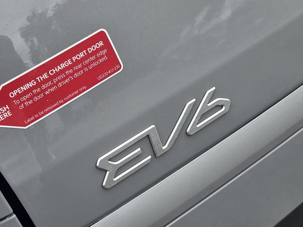 New 2025 Kia EV6 Light RWD image 8