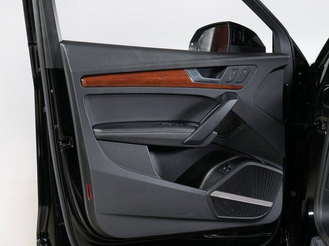 Used 2021 Audi Q5 e Premium Plus image 27