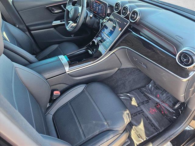 Used 2025 Mercedes-Benz GLC 350e 4MATIC image 19