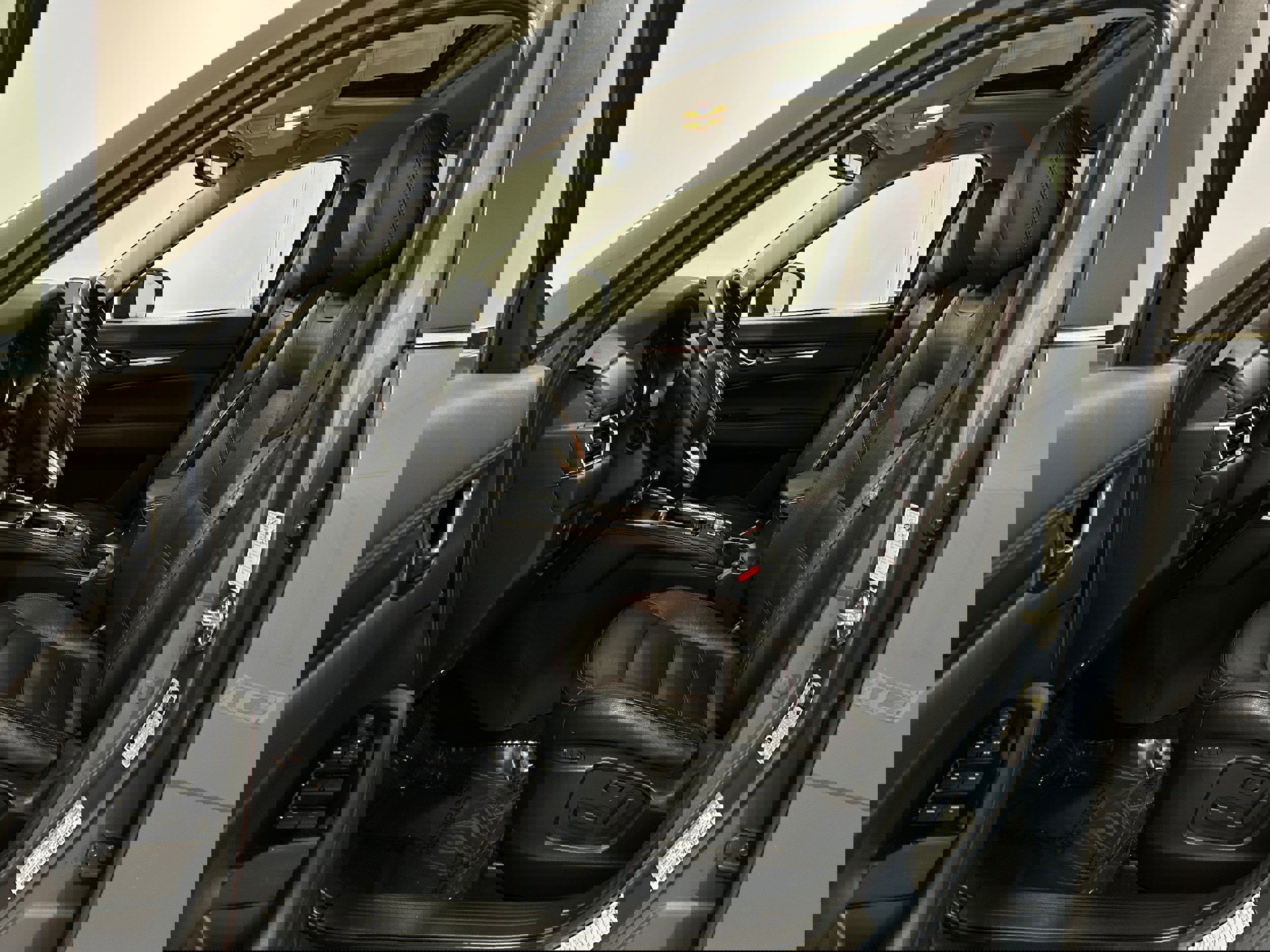 Used 2023 MAZDA CX-5 Carbon Edition image 4