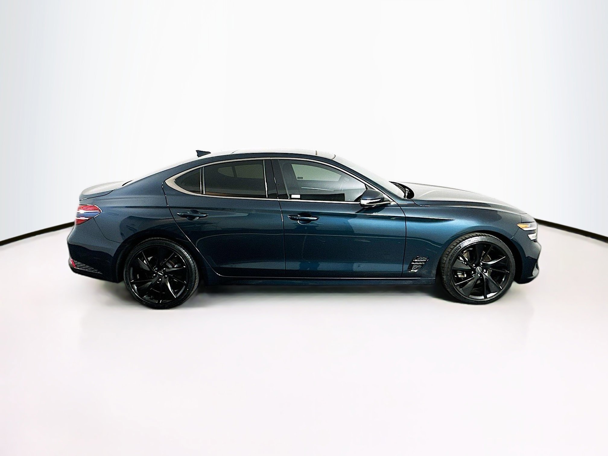 Used 2023 Genesis G70 2.0T w/ Sport Prestige Package image 10