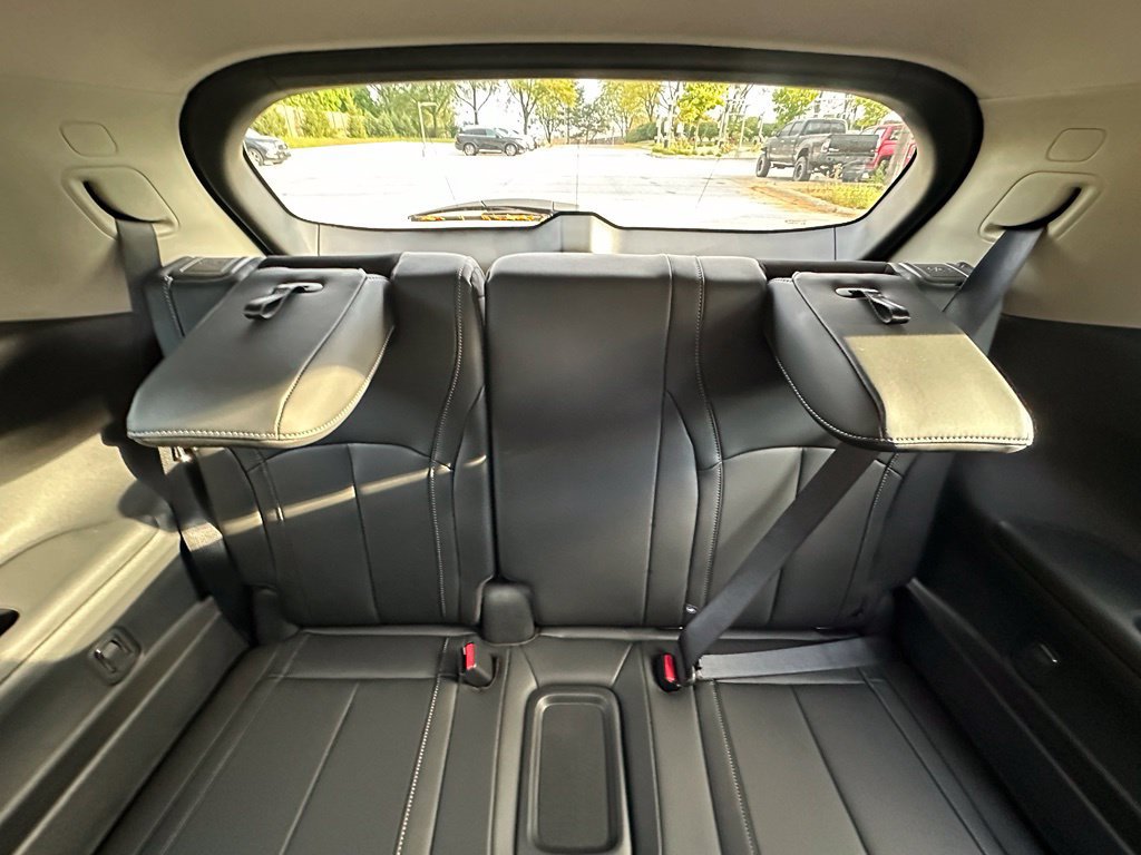 Certified 2027 INFINITI QX60 Luxe w/ Family Package AWD/4WD image 19