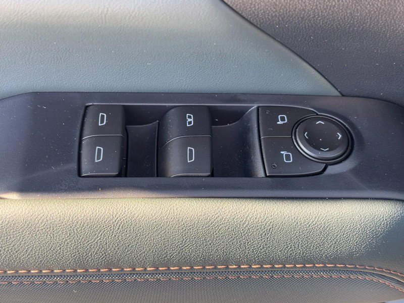 New 2026 GMC Terrain AT4 w/ Convenience Package III image 18