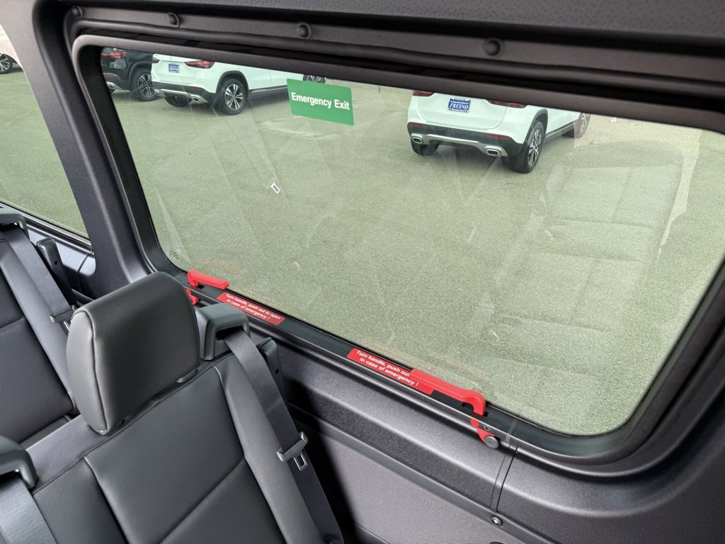 New 2025 Mercedes-Benz Sprinter 2500 image 25