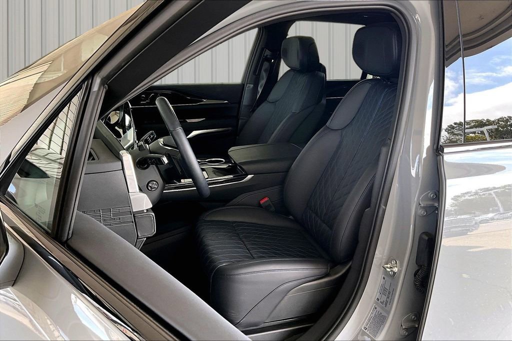 Used 2026 Cadillac Escalade IQ Sport 1 AWD/4WD image 15
