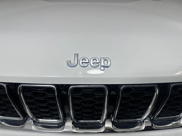 Used 2023 Jeep Grand Cherokee 4WD 4xe image 9