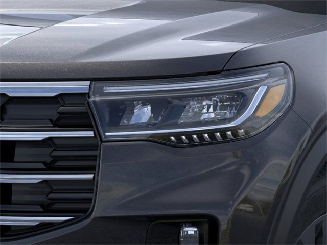 New 2025 Ford Explorer Active image 18