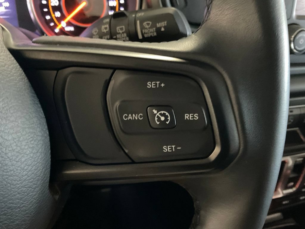 Used 2018 Jeep Wrangler Sport AWD/4WD image 13