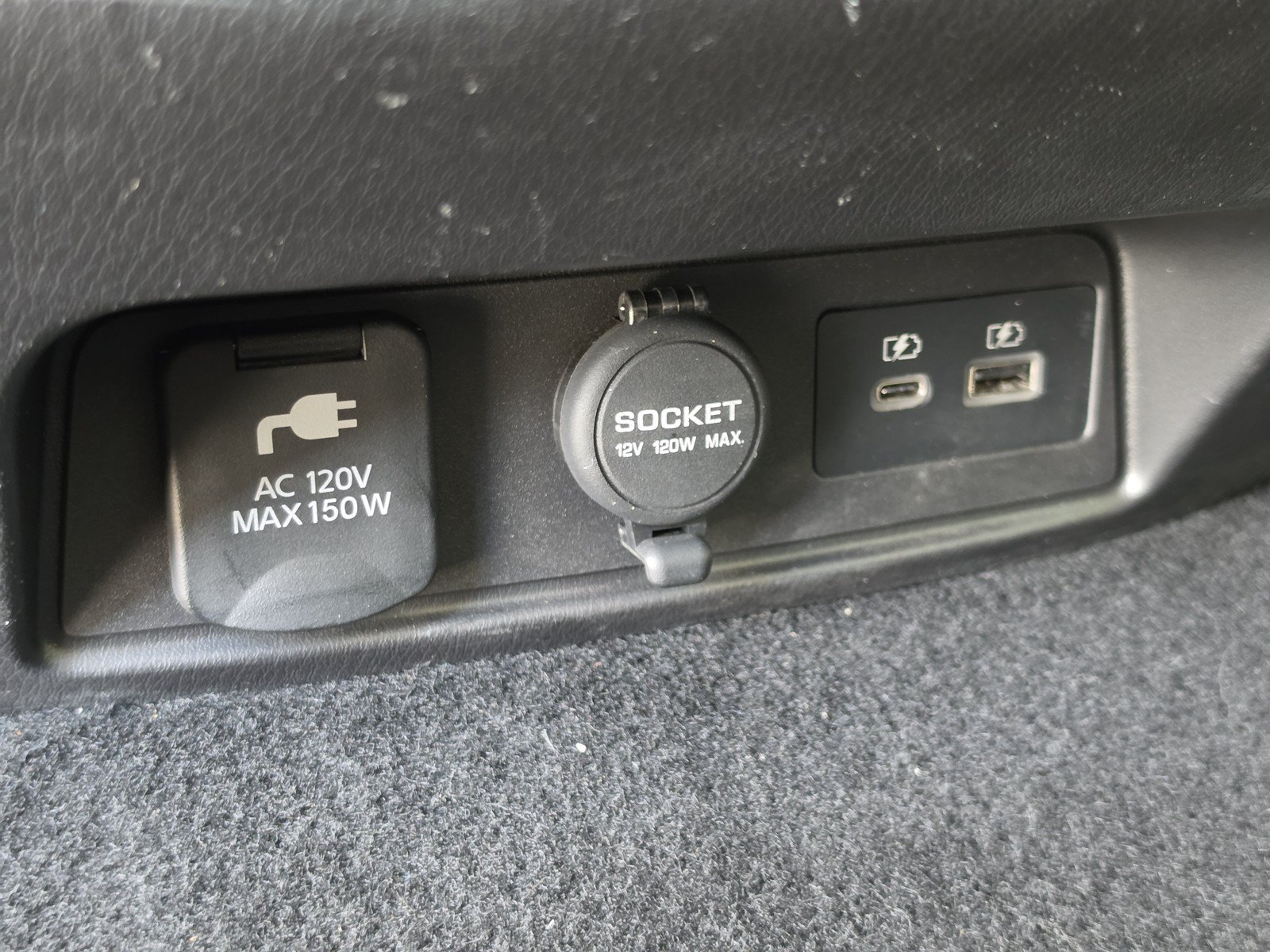 Used 2022 Nissan Armada SL RWD image 14