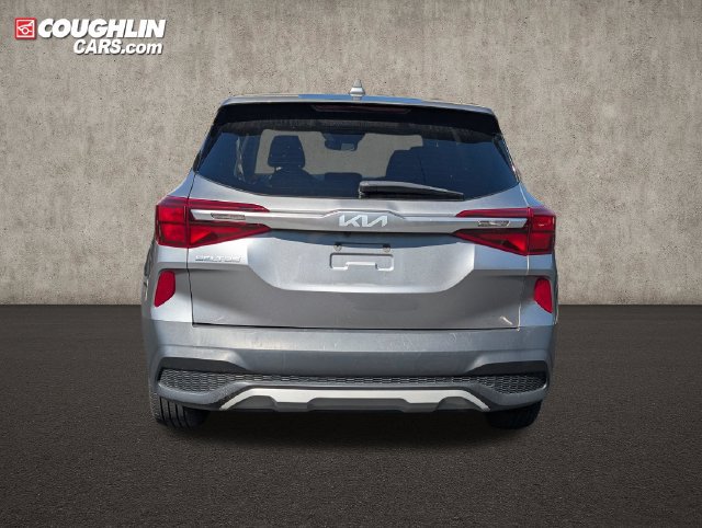 Used 2023 Kia Seltos LX AWD/4WD image 6
