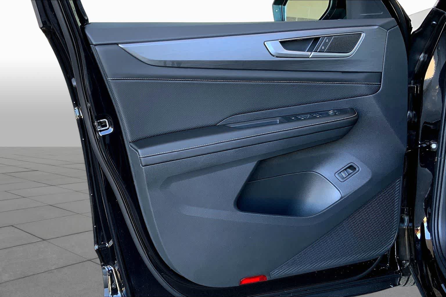 New 2026 Volkswagen Atlas Cross Sport SE FWD image 10