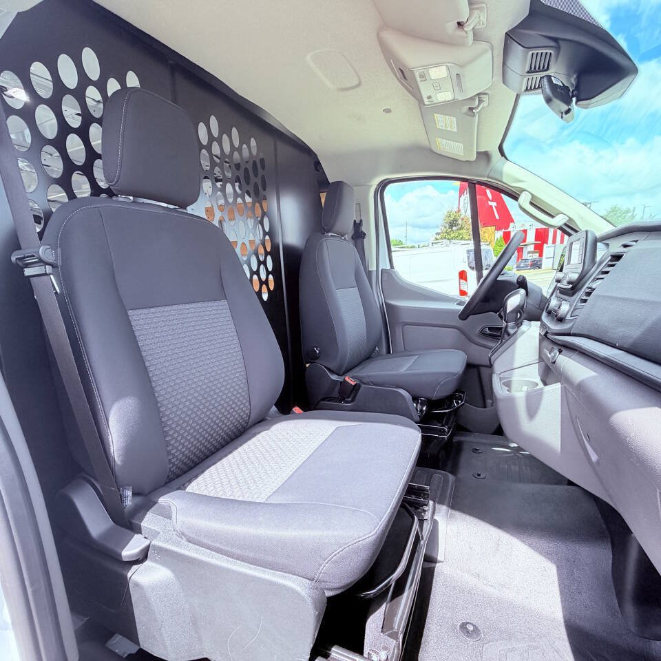 Used 2025 Ford Transit 250 Low Roof w/ Exterior Upgrade Package RWD image 10