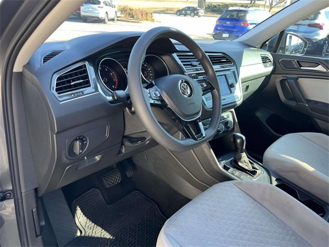 Used 2018 Volkswagen Tiguan S image 14