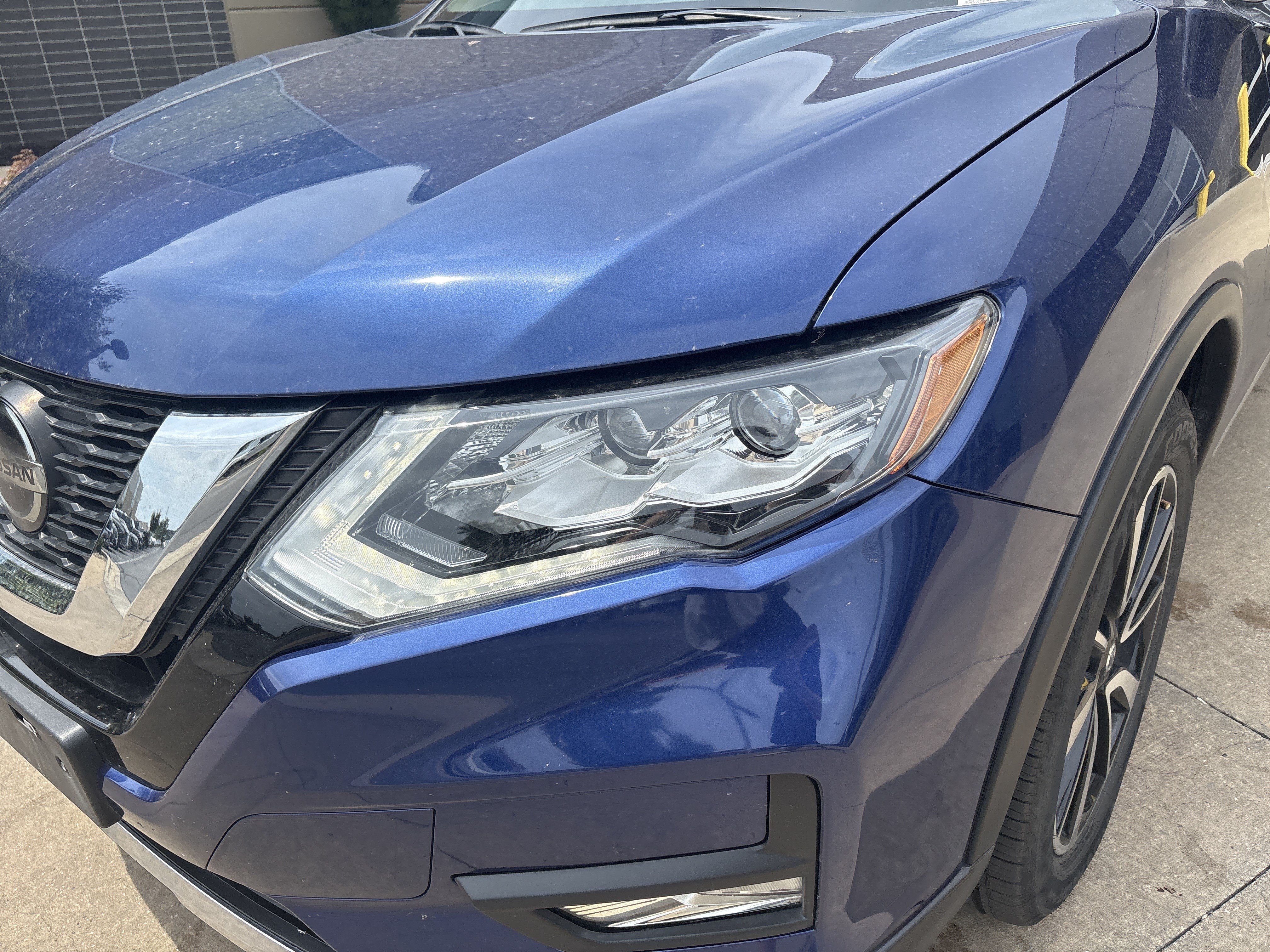 Used 2019 Nissan Rogue SL w/ Premium Package AWD/4WD image 6