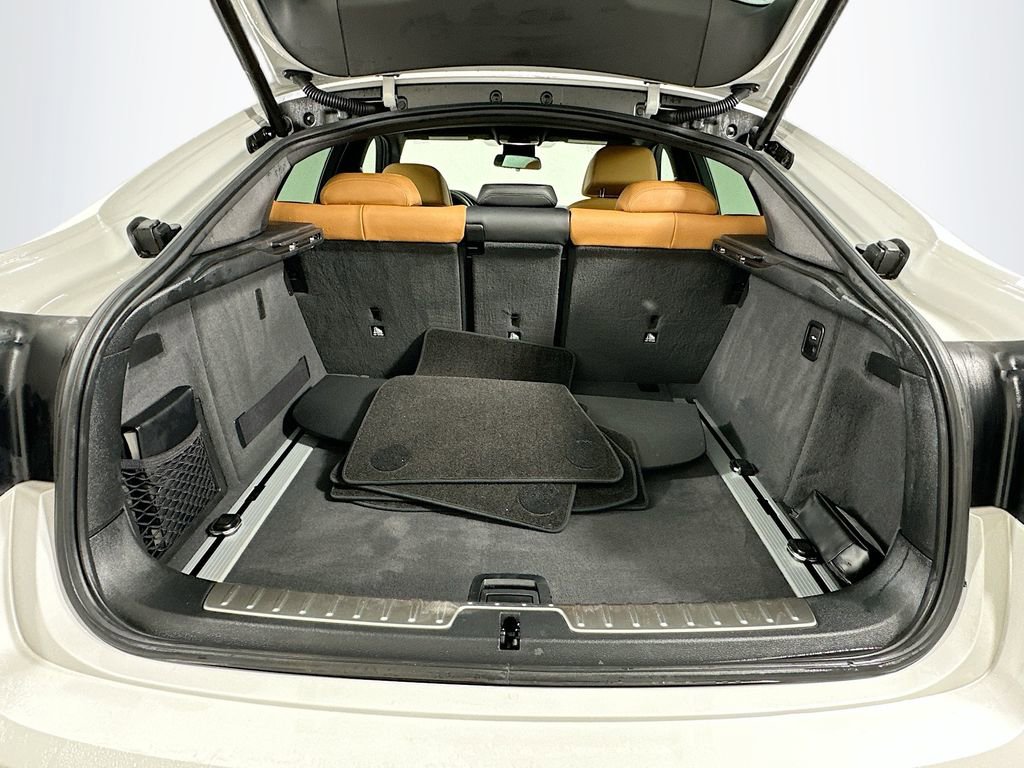 Used 2019 BMW X6 xDrive35i w/ M Sport Package image 27