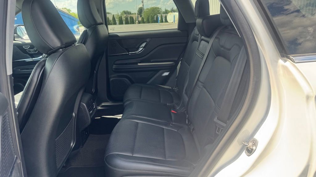 Used 2022 Lincoln Corsair FWD w/ Equipment Group 101A image 12