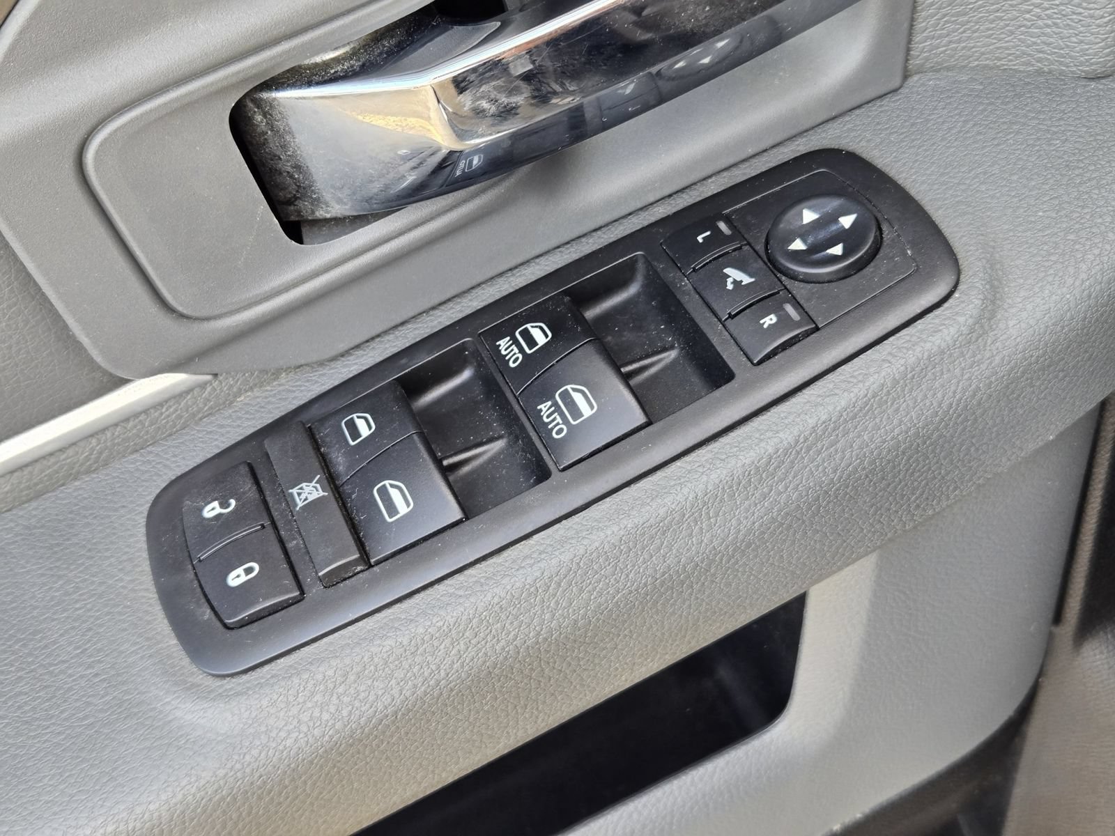 Used 2017 RAM 1500 Big Horn AWD/4WD image 23