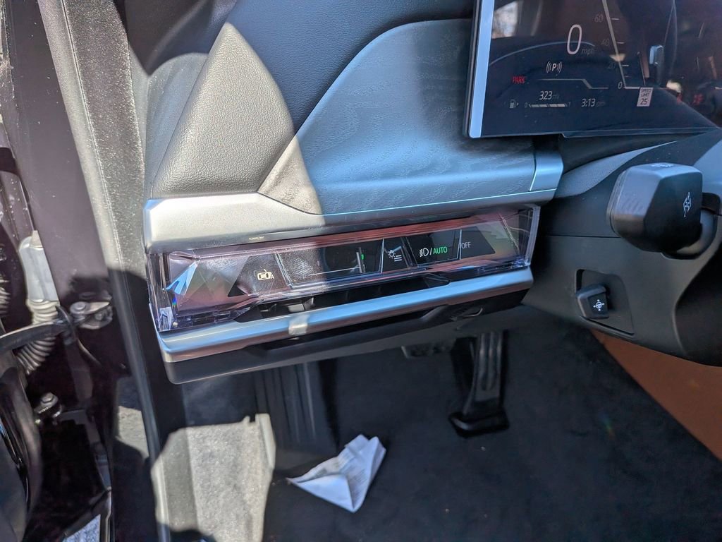 New 2026 BMW 760i xDrive w/ Executive Package image 17