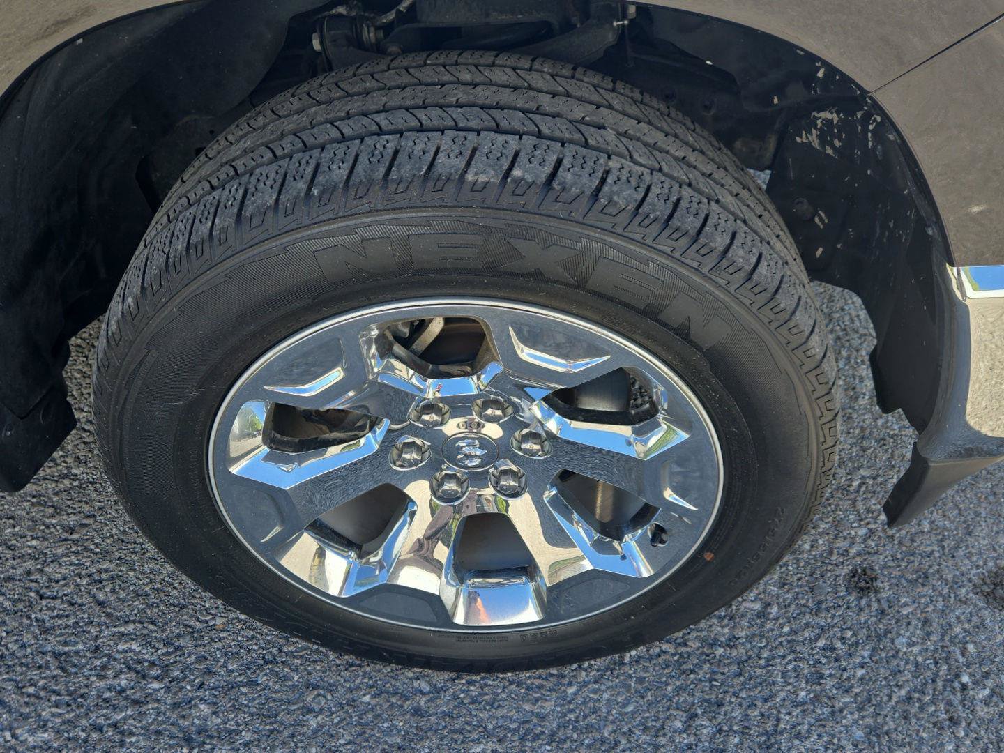 Used 2023 RAM 1500 Big Horn AWD/4WD image 9