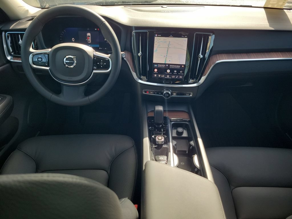 New 2026 Volvo V60 B5 Cross Country Plus w/ Protection Package Premier AWD/4WD image 4