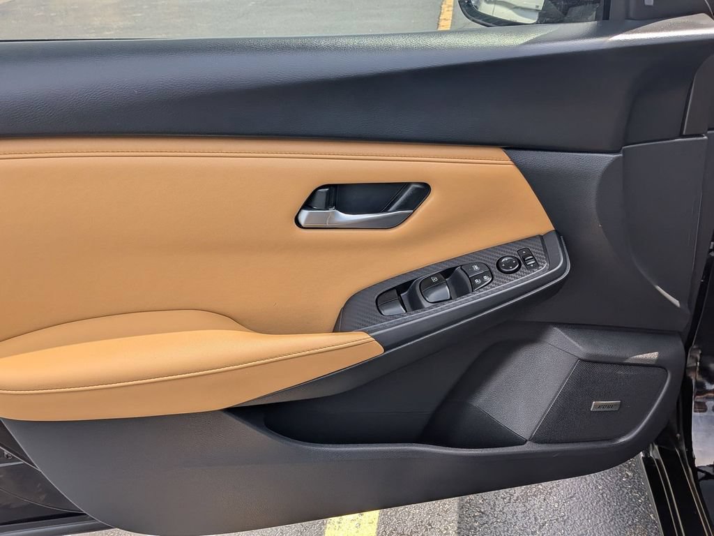 Used 2024 Nissan Sentra SV w/ SV Premium Package FWD image 9