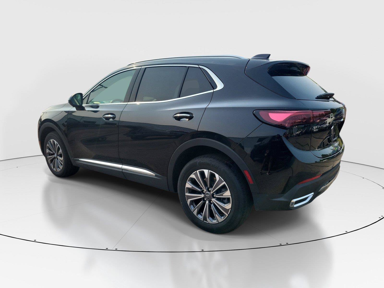 Used 2024 Buick Envision Preferred AWD/4WD image 3