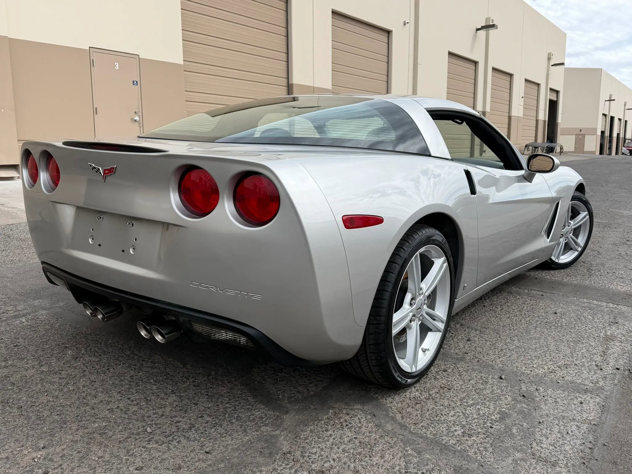 Used 2008 Chevrolet Corvette Coupe image 2
