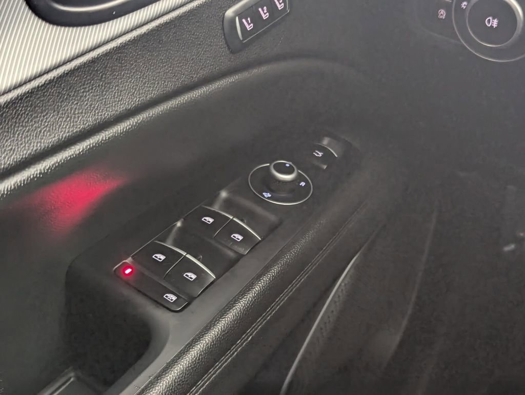 Used 2018 Alfa Romeo Stelvio Ti Sport AWD/4WD image 15