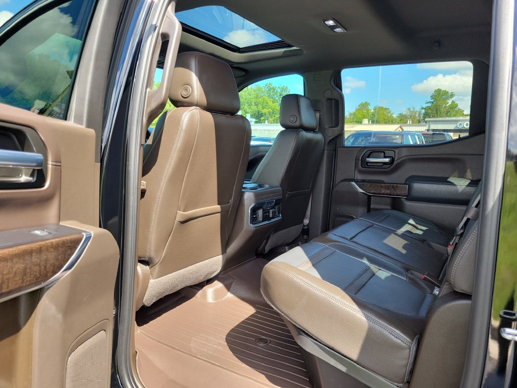 Used 2019 GMC Sierra 1500 Denali w/ Denali Ultimate Package AWD/4WD image 10