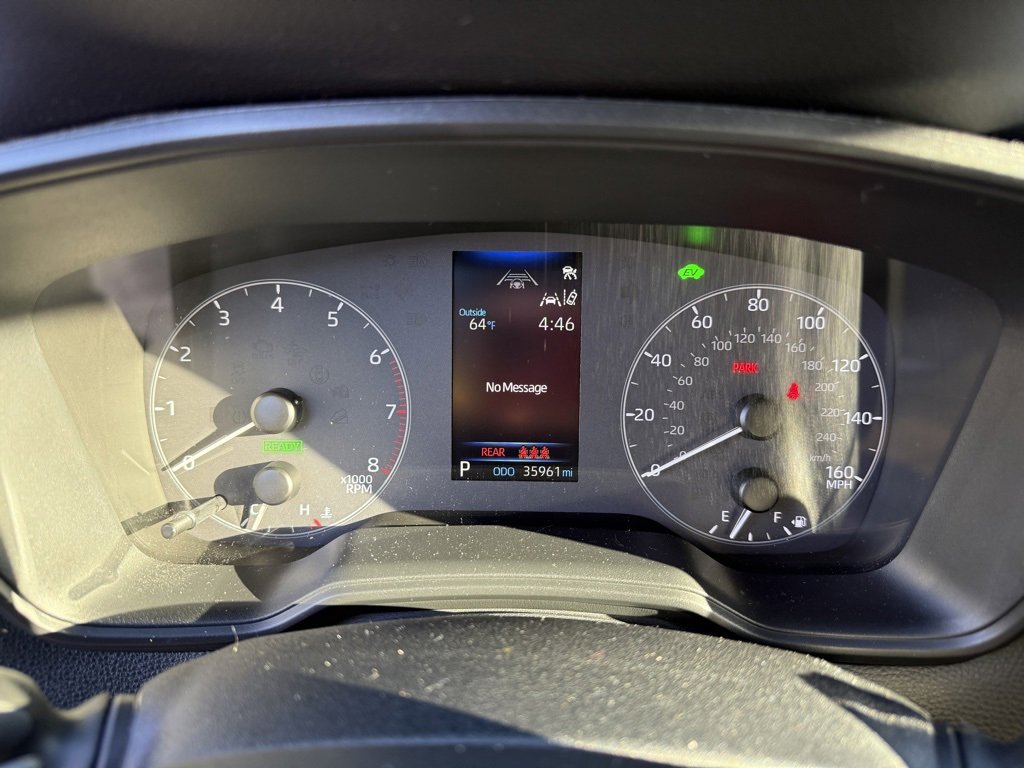 Used 2023 Toyota Corolla Cross SE image 20